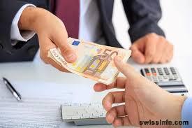 Ich stehe Ihnen für Ihre finanziellen Bedürfnisse zur Verfügung.